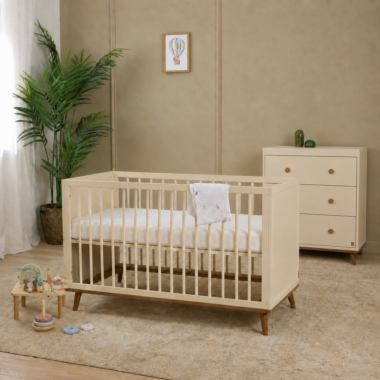 Ollie Cot & Chest of Drawers Bundle
