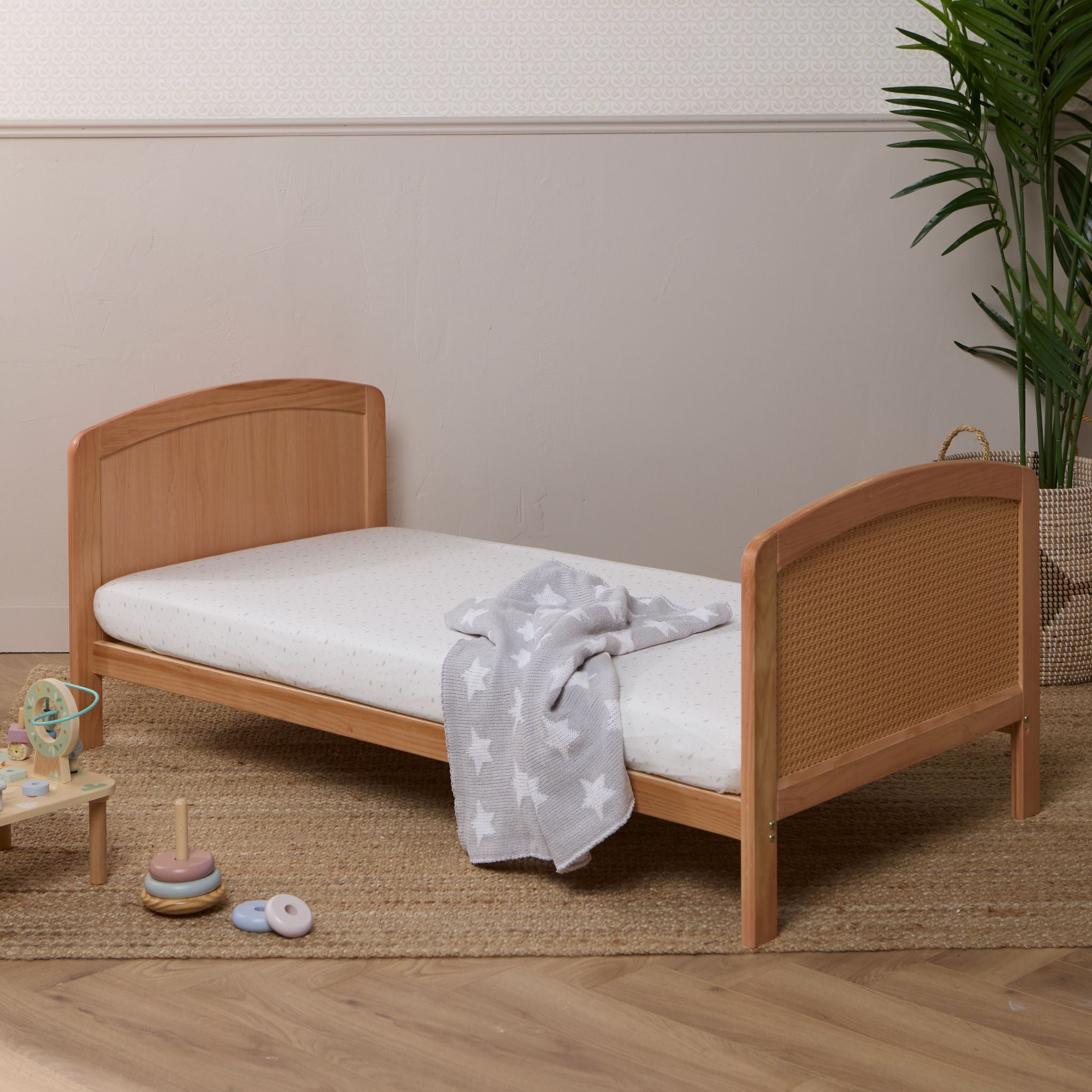 Heuston Cot Bed