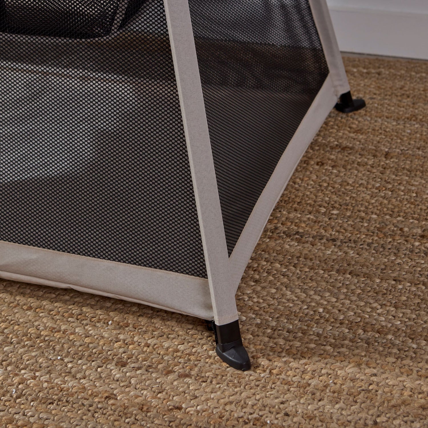 Air2 Travel Cot