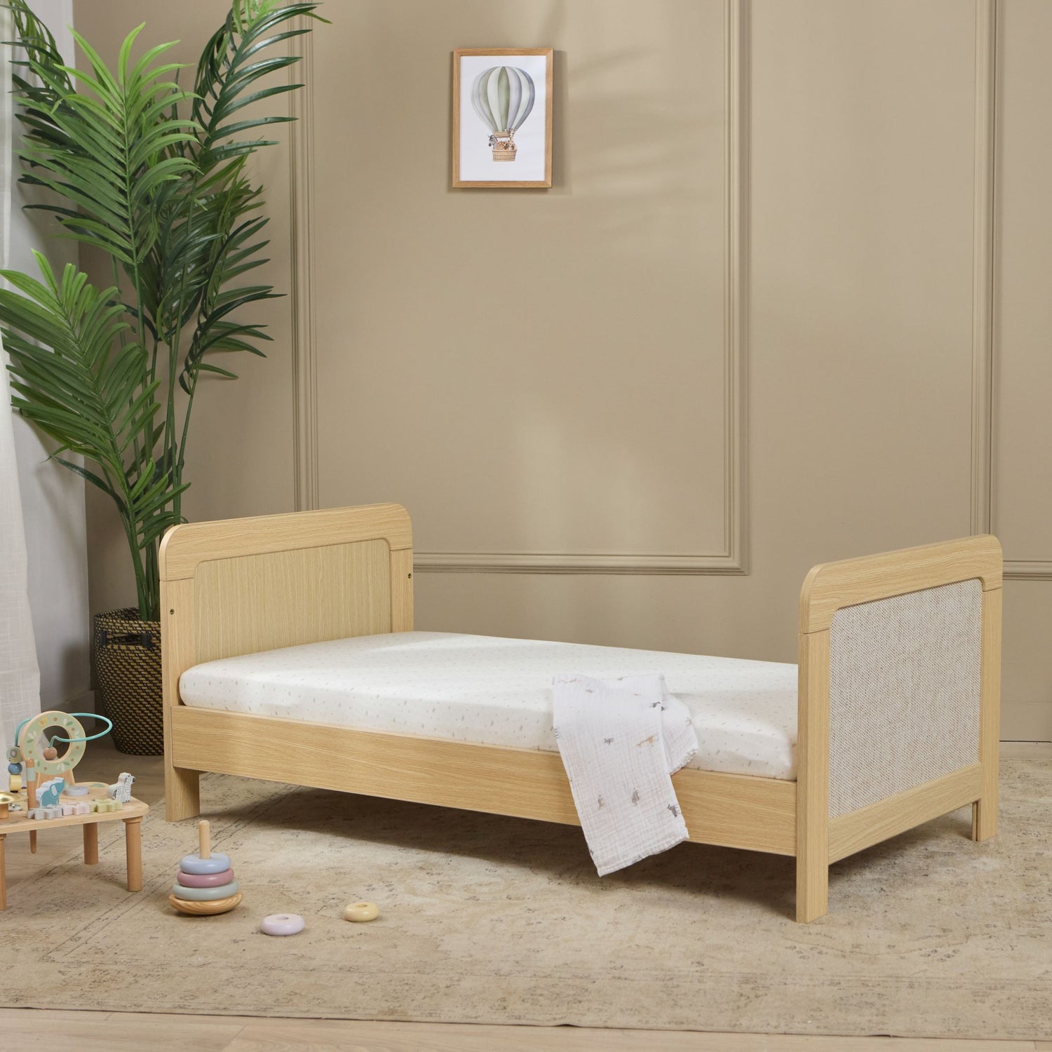 Ashton Cot Bed